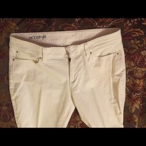 Ann Taylor Winter white jeans
